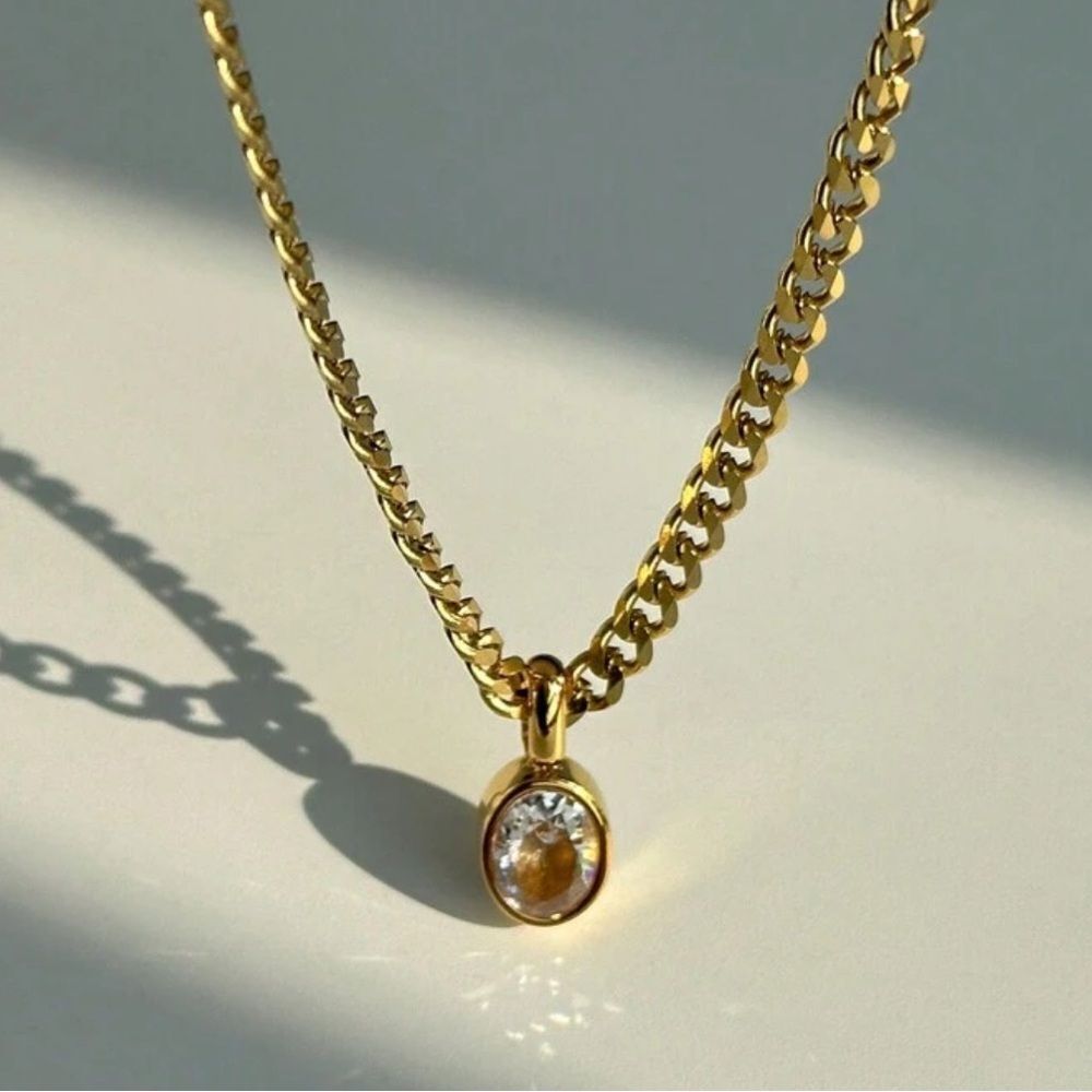Diamond necklace Q638 - Picture 2 of 6